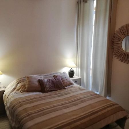 Orange: Appartement Pratique Et Idealement Place โอรองช์ ภายนอก รูปภาพ